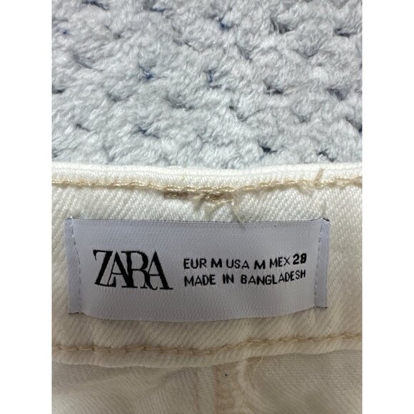 Zara Skirt Womens Medium White Denim Raw Hem Mini Short Distressed Fringe - Picture 3 of 7